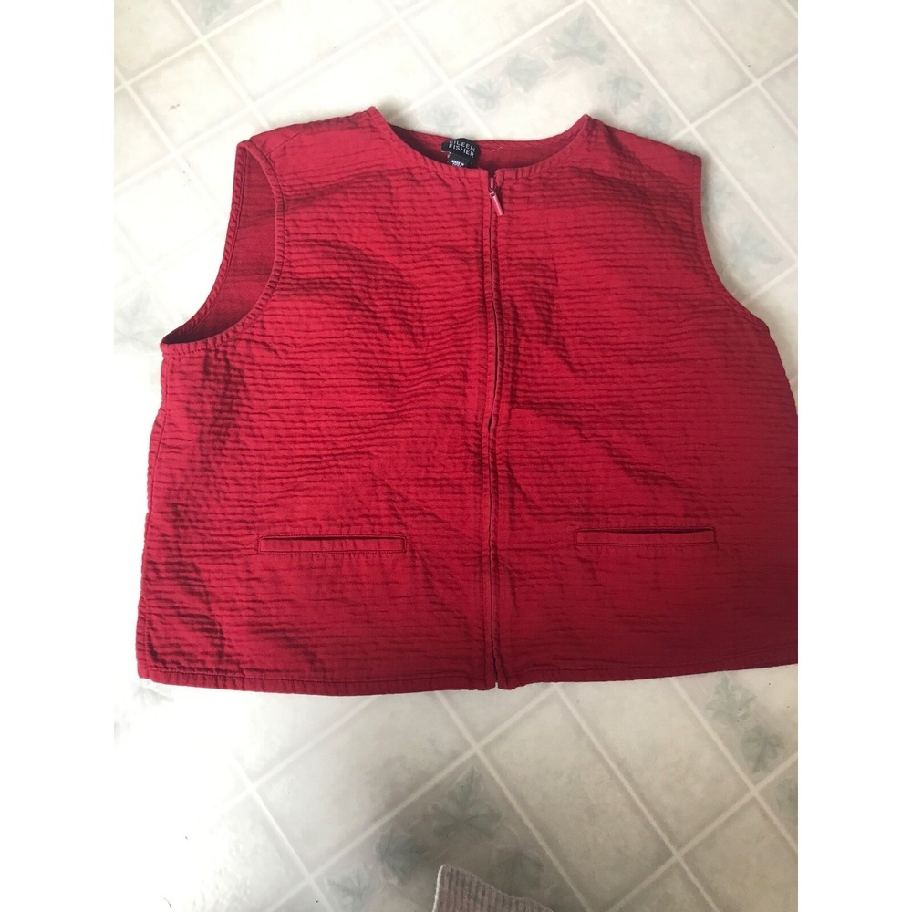 Eileen Fisher Red Sleeveless Zip-Front Quilted Vest